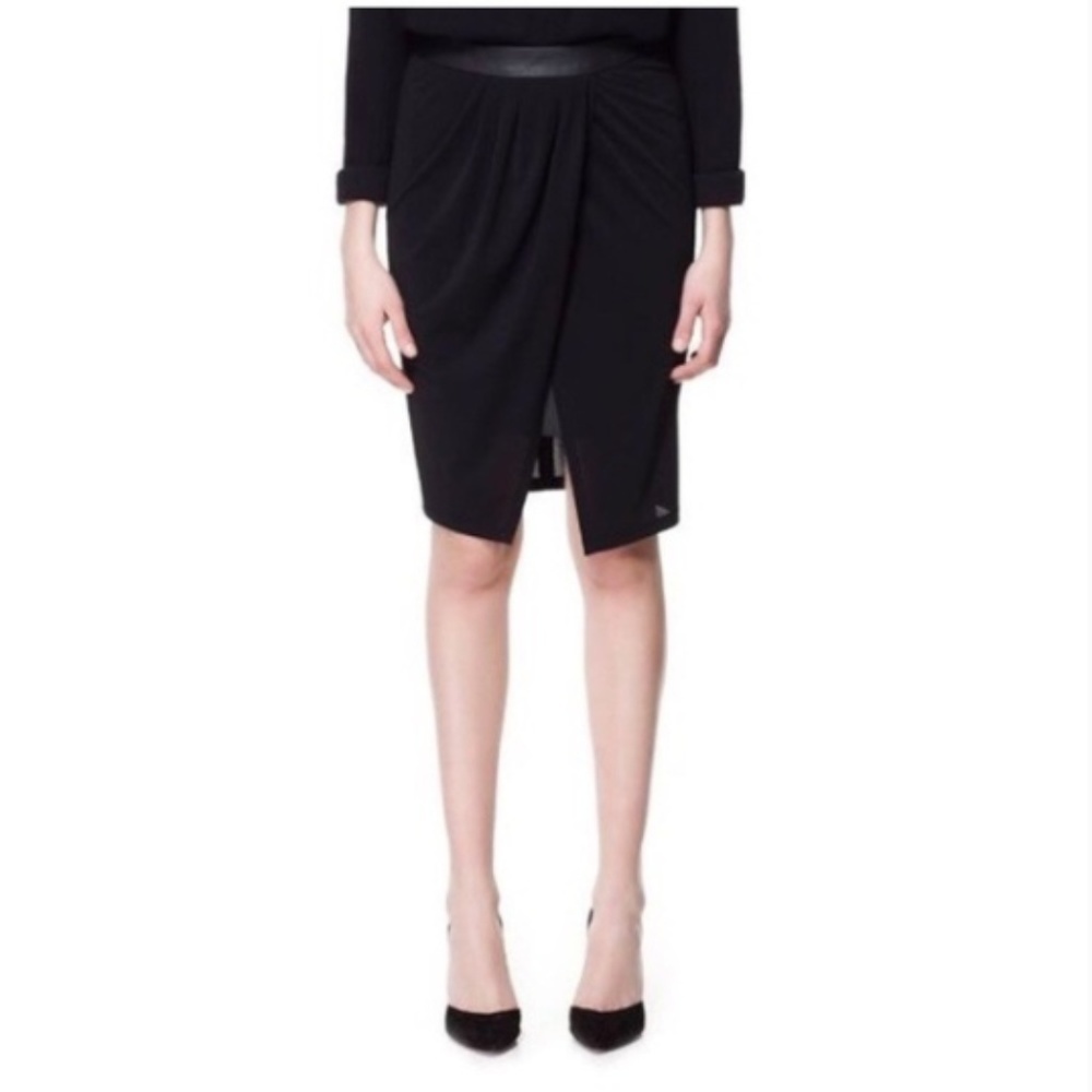 Zara black pencil skirt